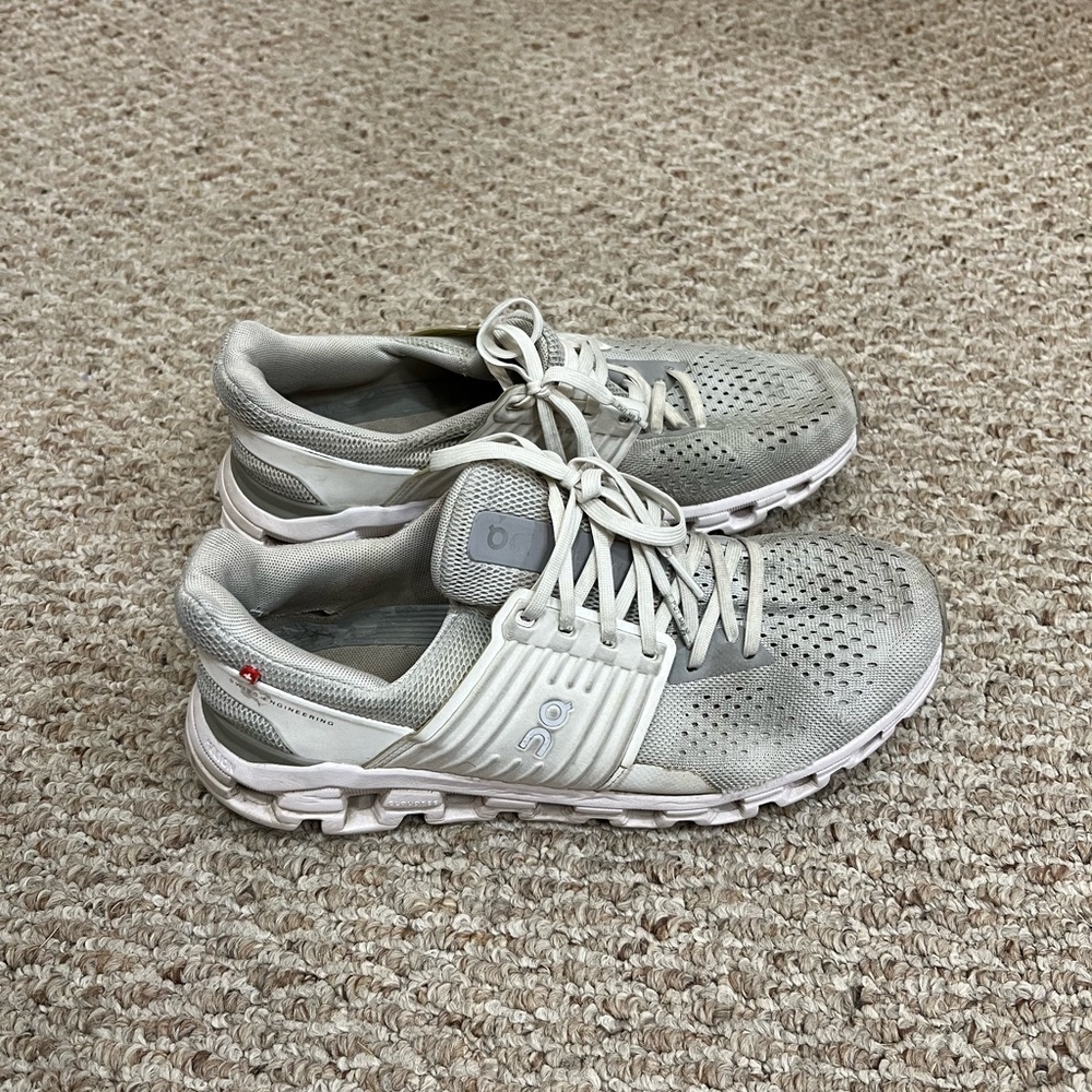 Womens on cloud shoes
